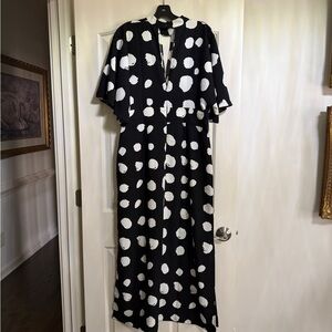 Elegant Black and White Polka Dot Maxi Dress